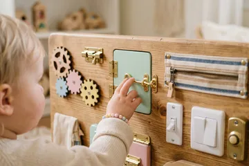 Best Busy Boards for Toddlers: Complete Guide
