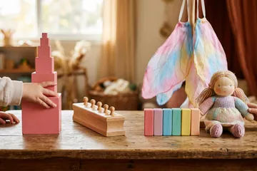 Montessori vs Waldorf Toys: Complete Comparison Guide
